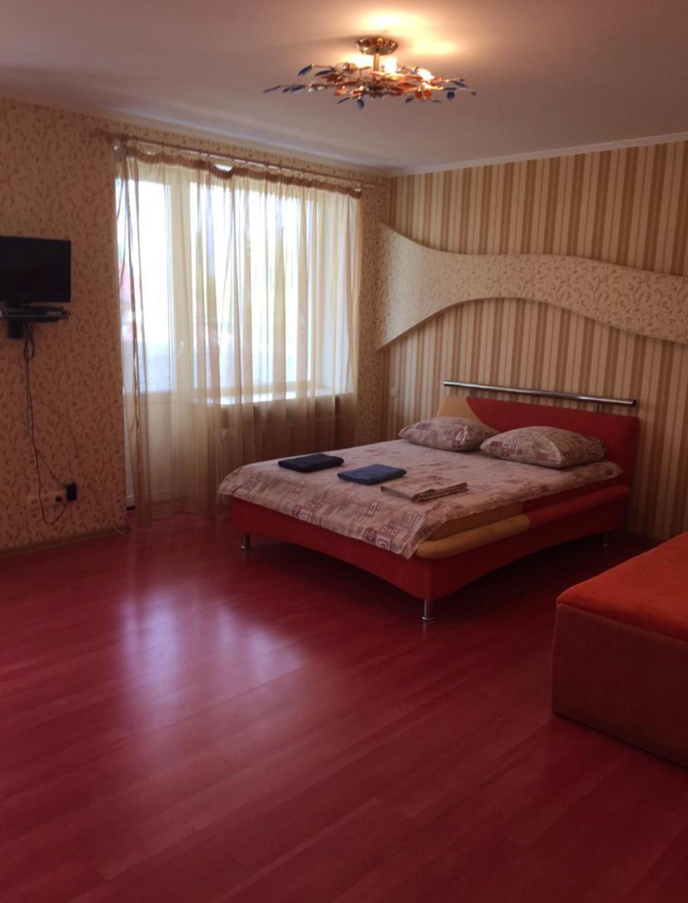 Red Apartment 2019 Very Centre Kherson Eksteriør bilde
