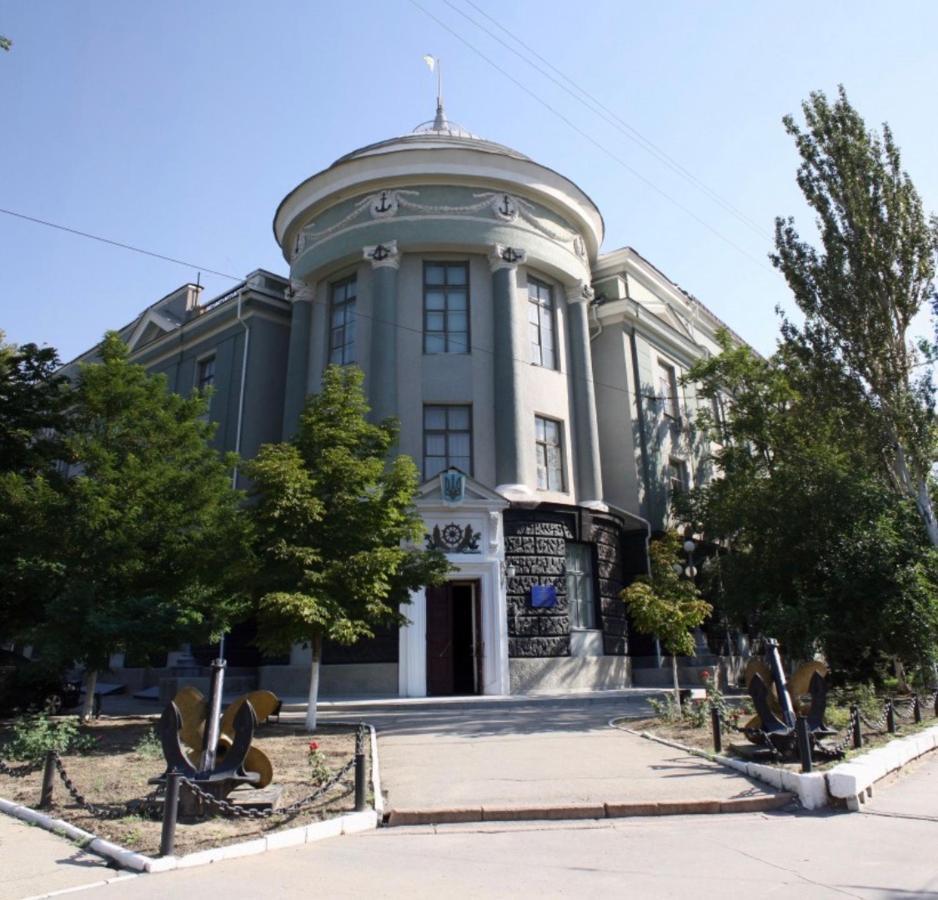 Red Apartment 2019 Very Centre Kherson Eksteriør bilde